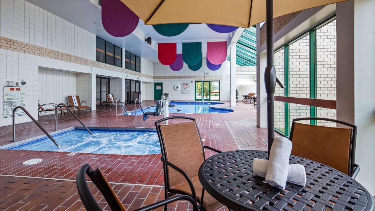 Best Western East Towne Suites Madison Ngoại thất bức ảnh