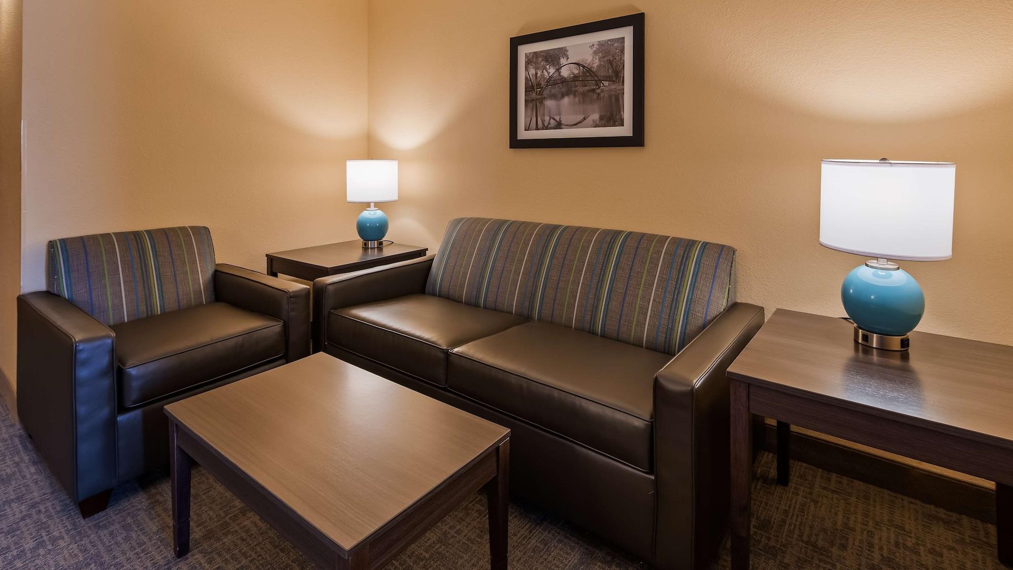 Best Western East Towne Suites Madison Ngoại thất bức ảnh